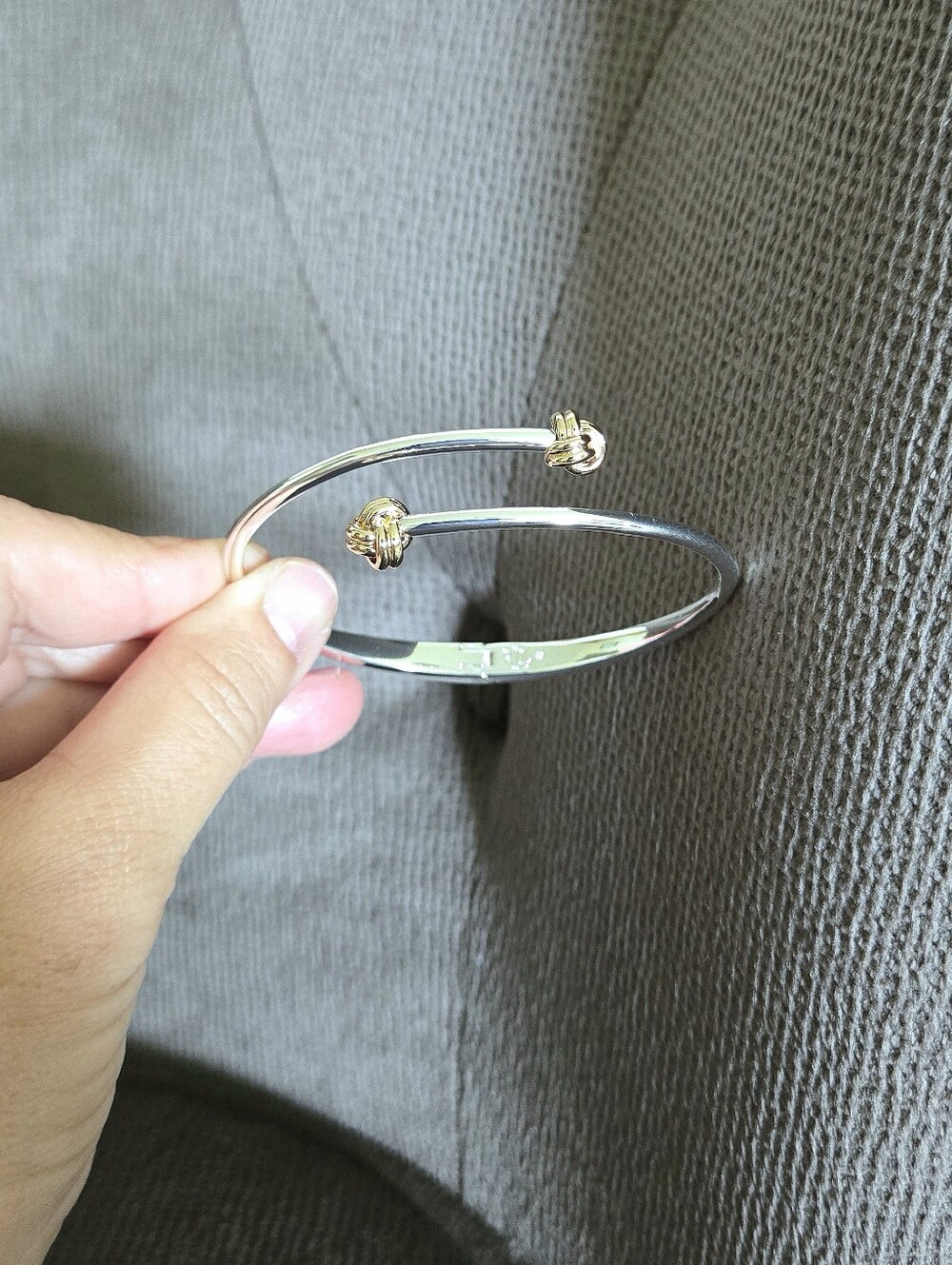 LAUREN Ralph Lauren Two✌️ Tone Knot Bypass Bangle Bracelet - NWT - Picture 3 of 16